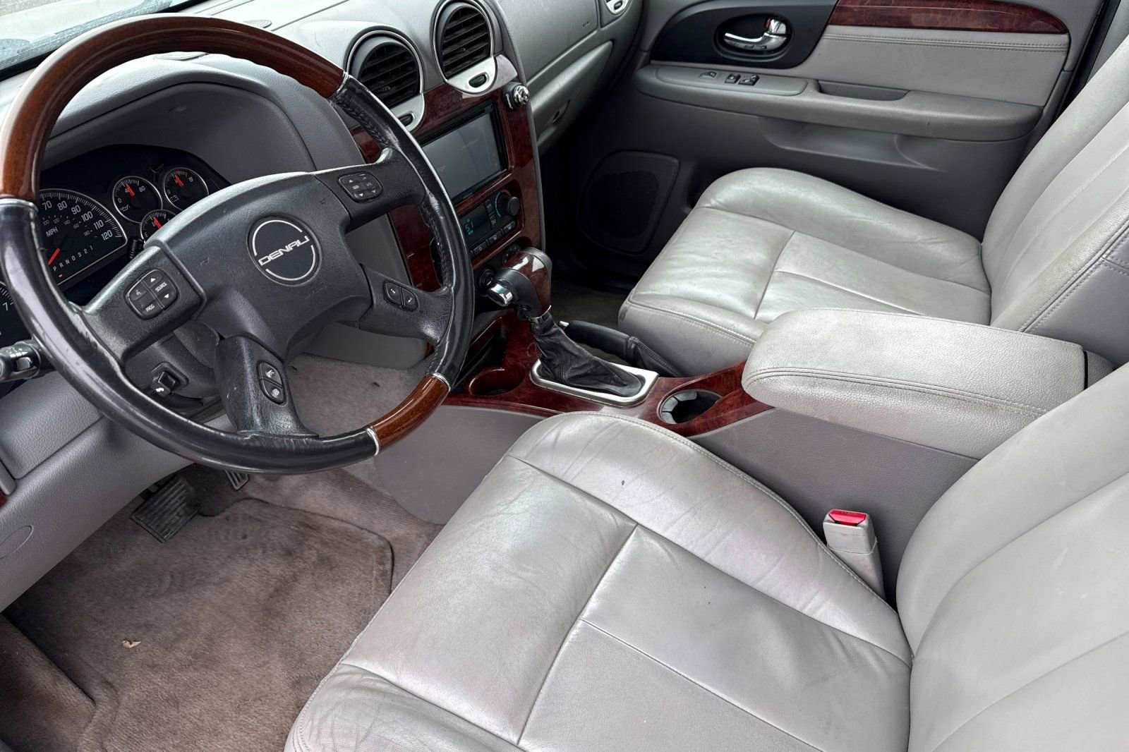 Used 2007 GMC Envoy Denali image 7