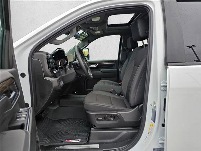 Used 2024 Chevrolet Silverado 3500 LT w/ Safety Package image 19