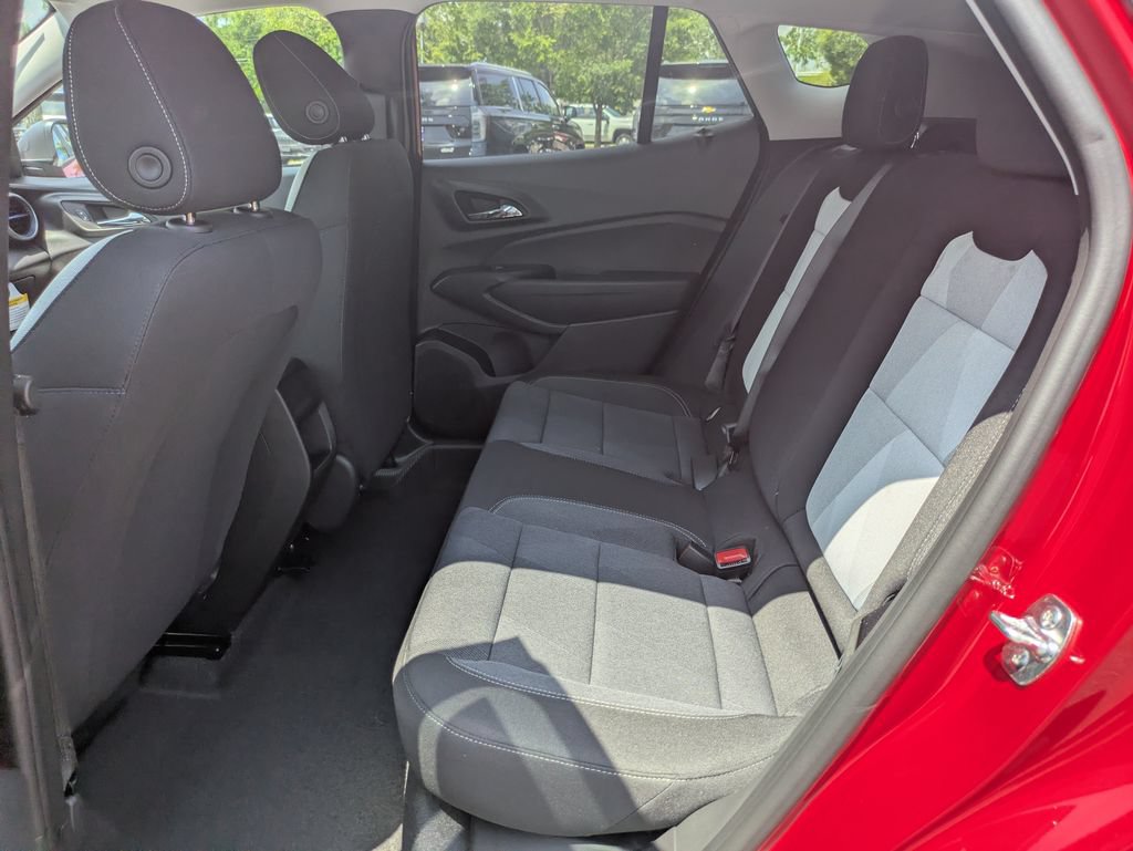 New 2026 Chevrolet Trax LS FWD image 15