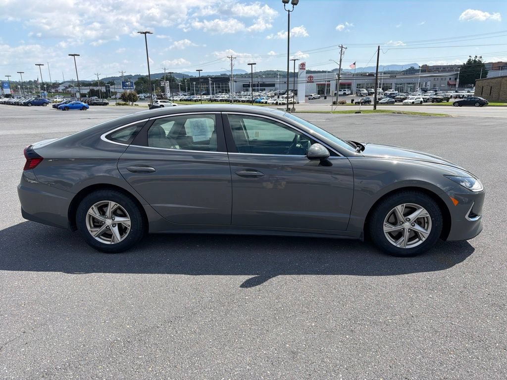 Used 2022 Hyundai Sonata SE FWD image 6