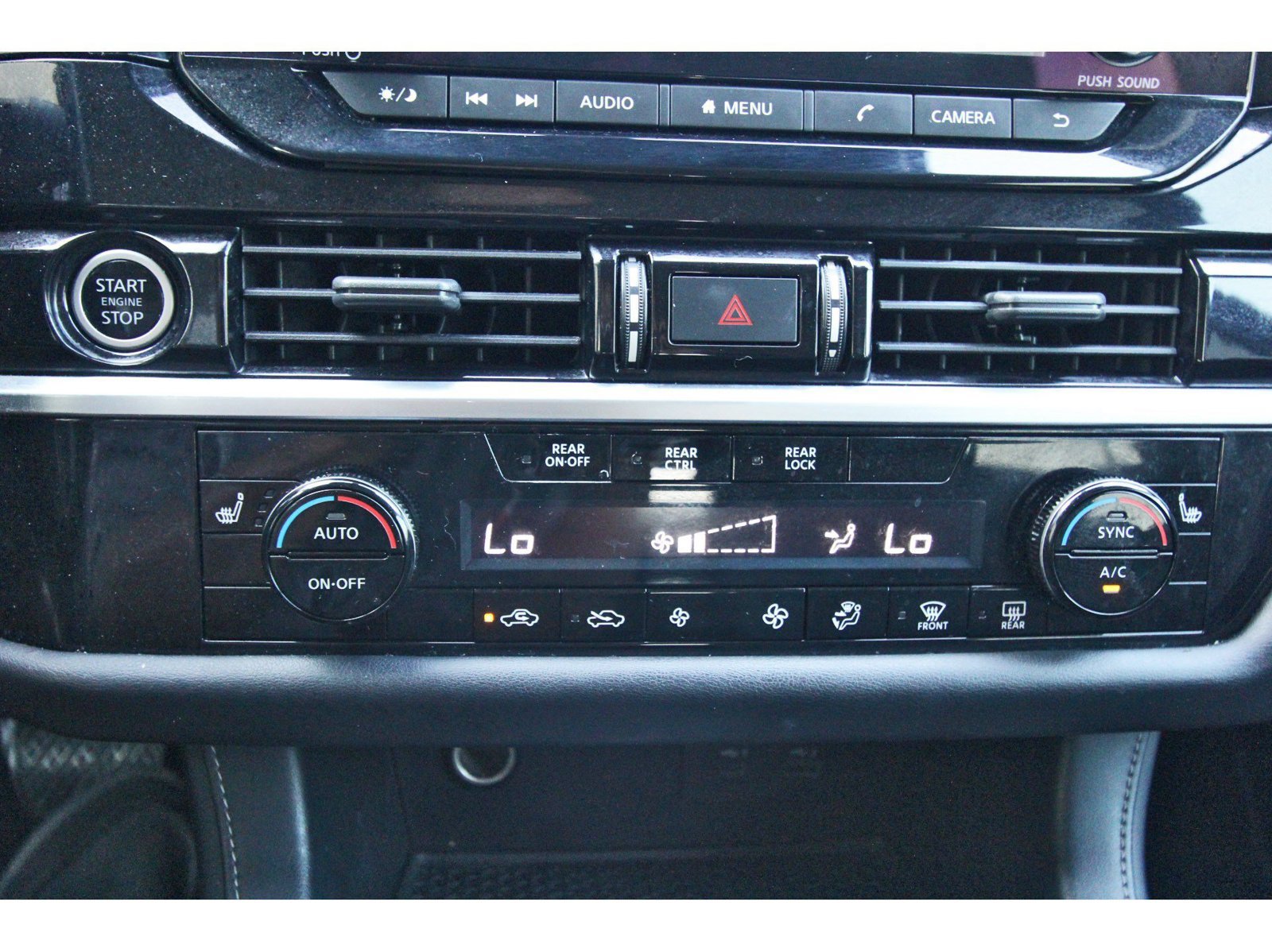 Used 2022 Nissan Pathfinder SV FWD image 26