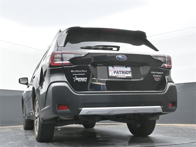 Used 2024 Subaru Outback Touring image 40