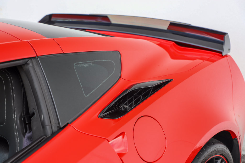 Used 2017 Chevrolet Corvette Z06 w/ Z07 Performance Package RWD image 52