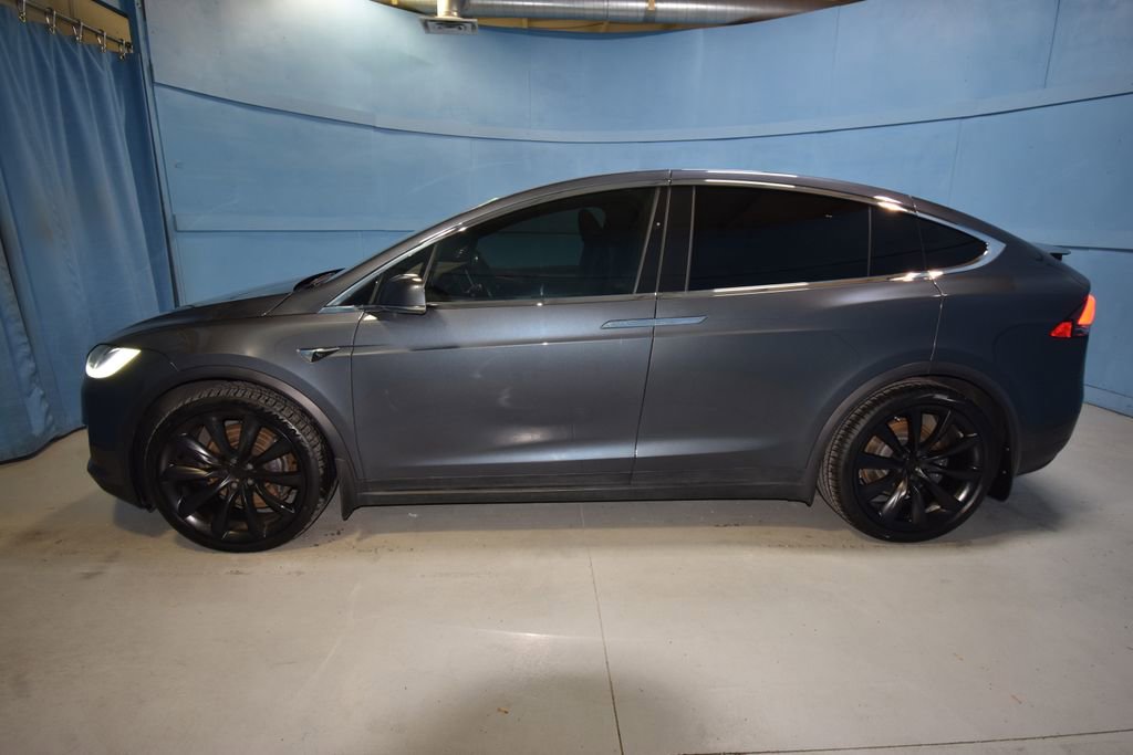 Used 2020 Tesla Model X Long Range image 24