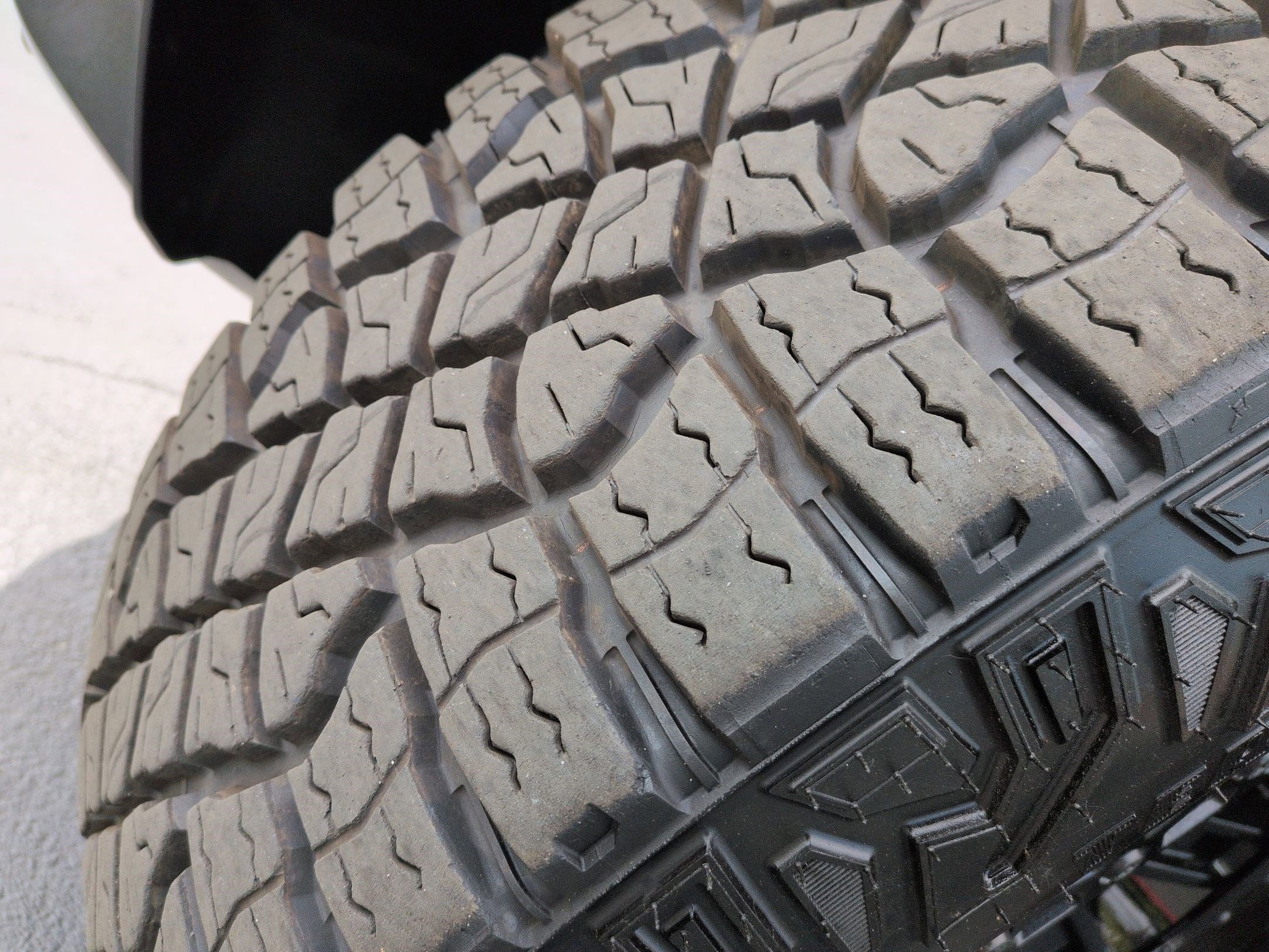 Used 2024 GMC Hummer EV 3X w/ Omega Edition image 12