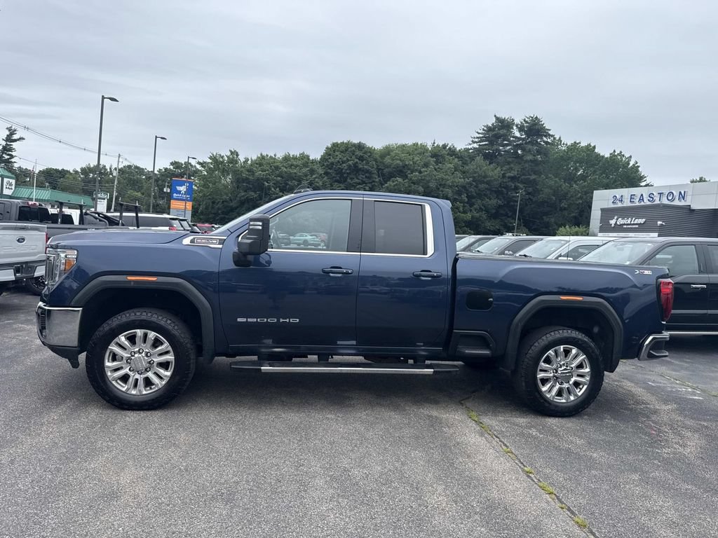 Used 2020 GMC Sierra 2500 SLE w/ SLE Value Package; AWD/4WD image 2