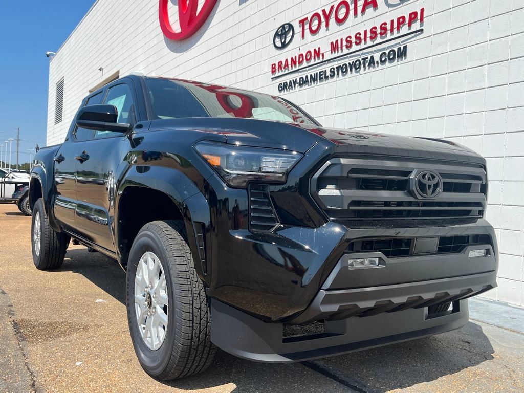 New 2025 Toyota Tacoma SR5