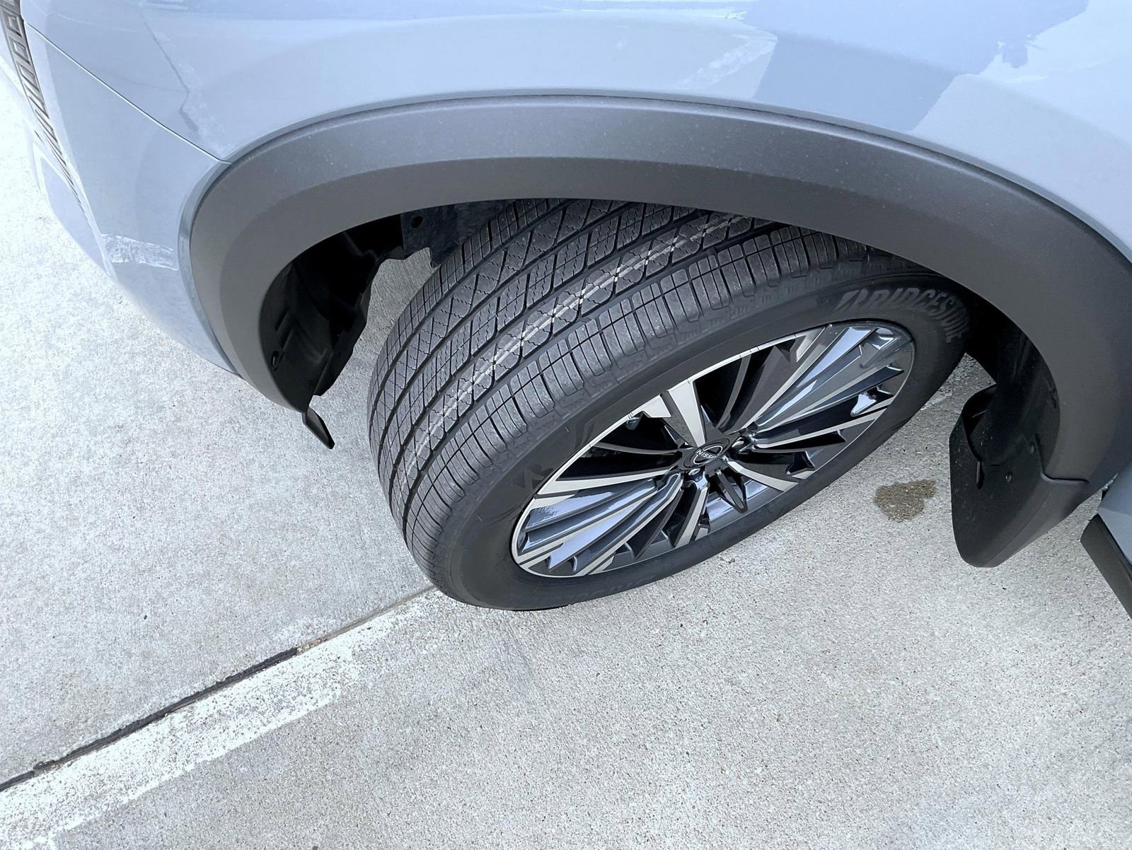 New 2026 Nissan Pathfinder Platinum AWD/4WD image 24