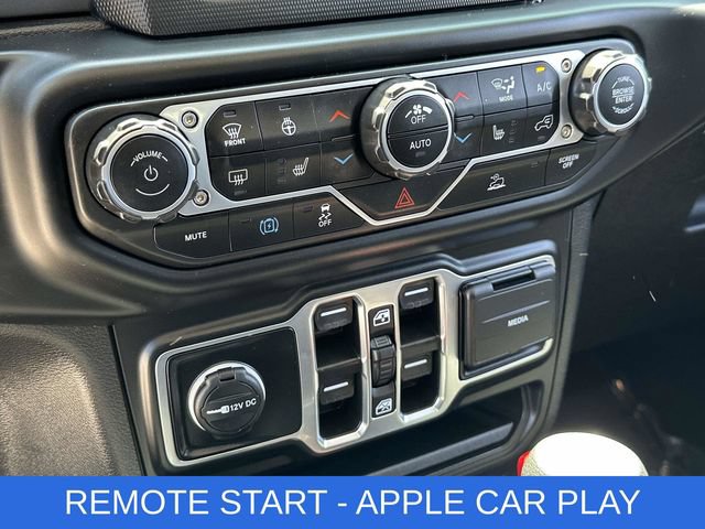 Used 2023 Jeep Wrangler Unlimited w/ Cold Weather Group AWD/4WD image 7