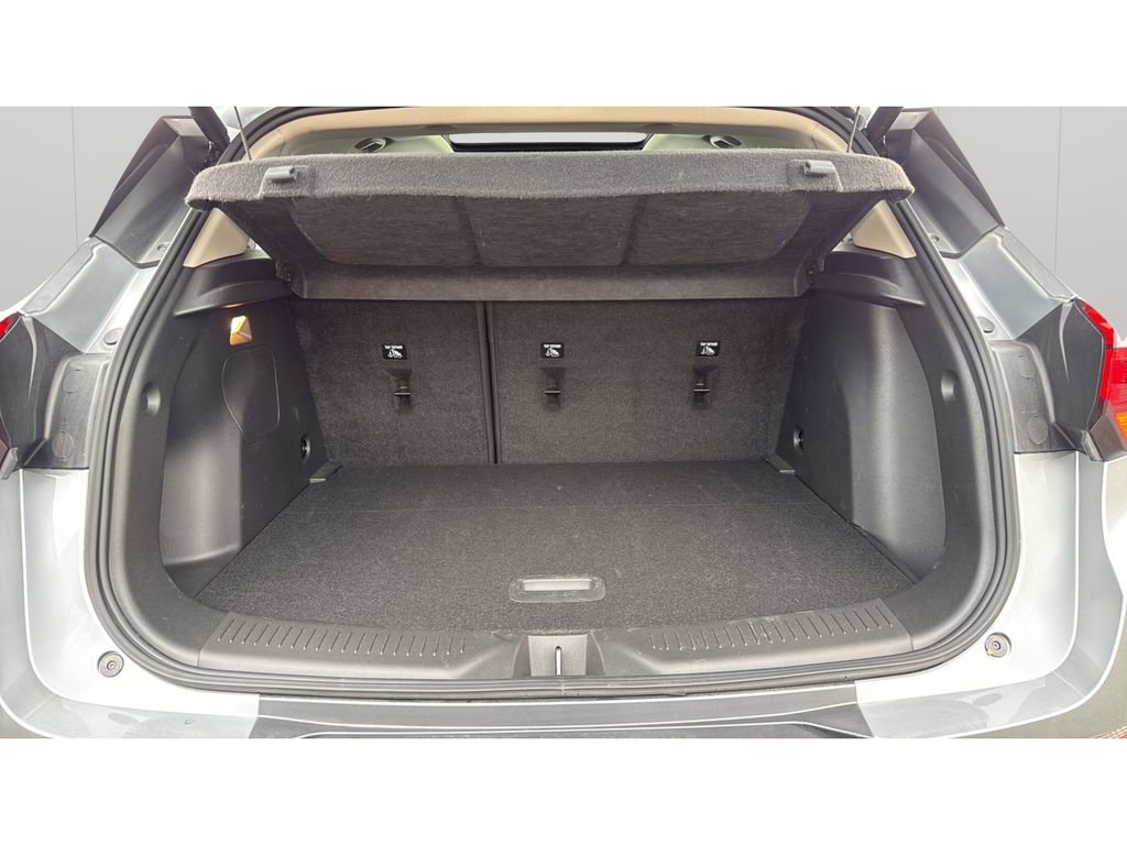 Used 2023 Buick Encore GX Essence w/ Experience Buick Package image 18