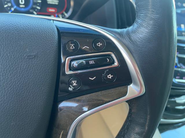 Used 2020 Cadillac Escalade Luxury w/ LPO, Radiant Package image 10