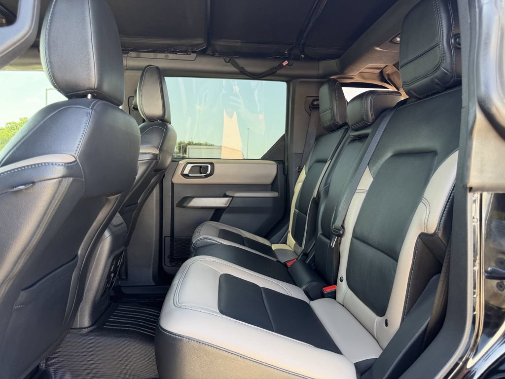 Used 2023 Ford Bronco Wildtrak AWD/4WD image 29