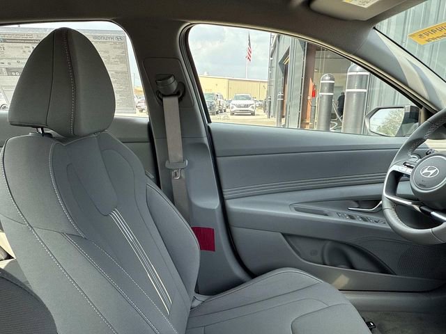 New 2026 Hyundai Elantra Sport w/ Cargo Package image 15