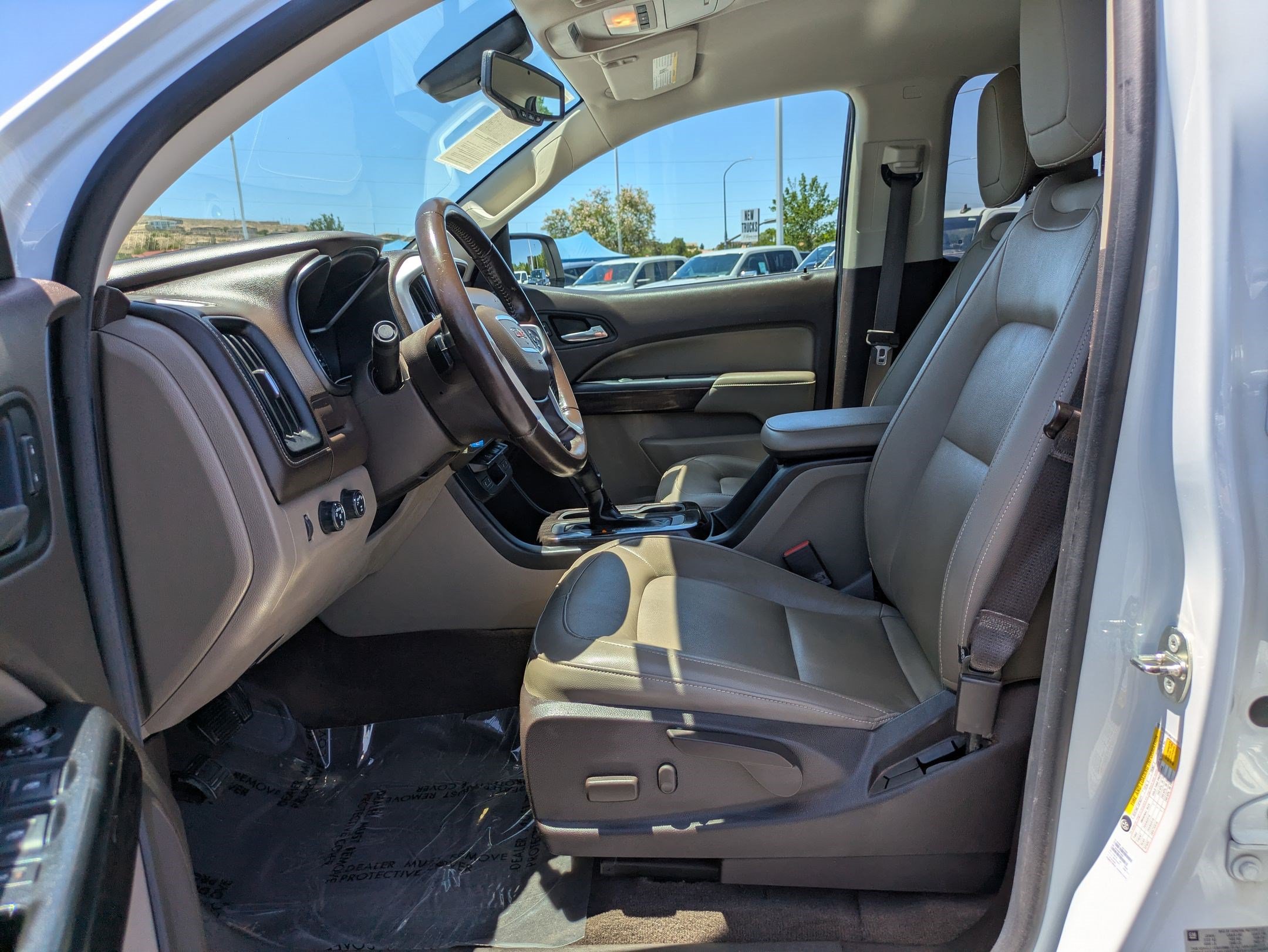 Used 2018 GMC Canyon SLT AWD/4WD image 15