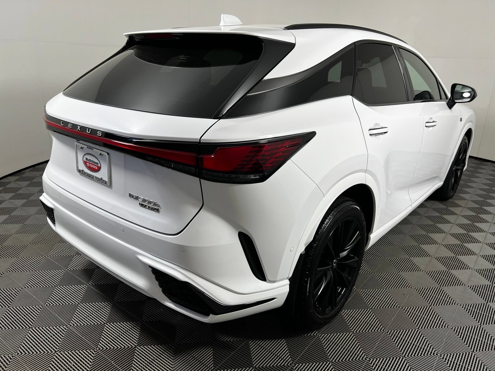Used 2025 Lexus RX 500h F Sport w/ Convenience Package AWD/4WD image 5