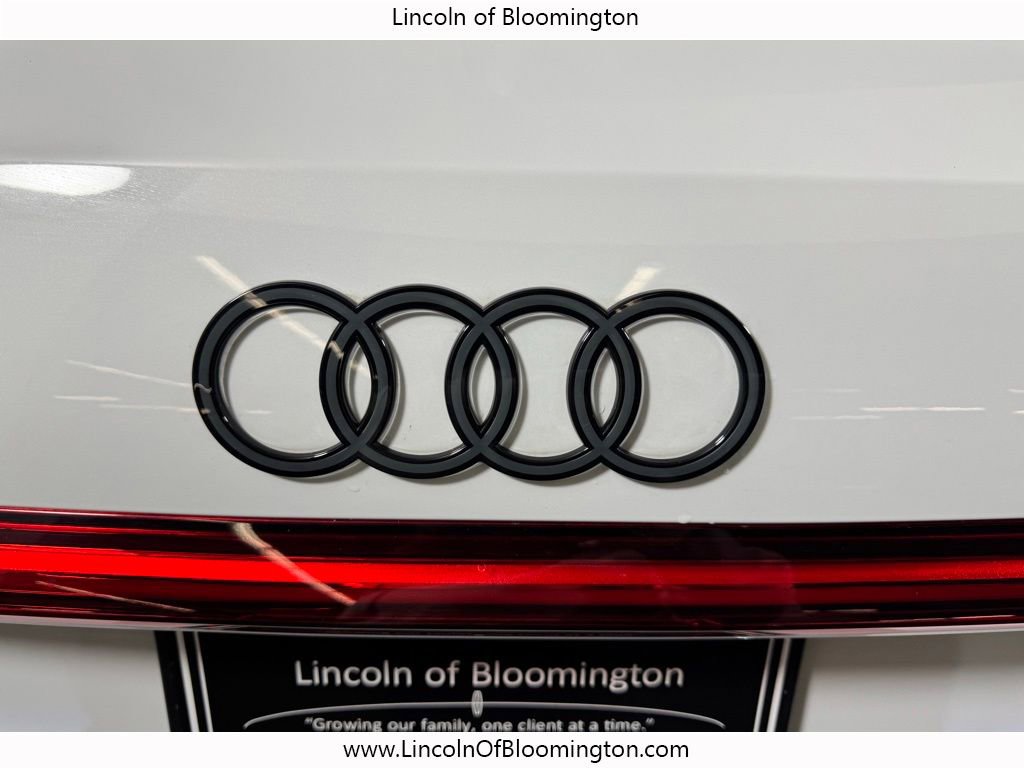 Used 2025 Audi SQ5 Prestige w/ Prestige Package image 26