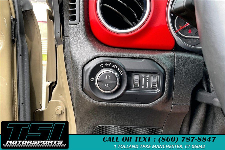 Used 2020 Jeep Gladiator Rubicon AWD/4WD image 31