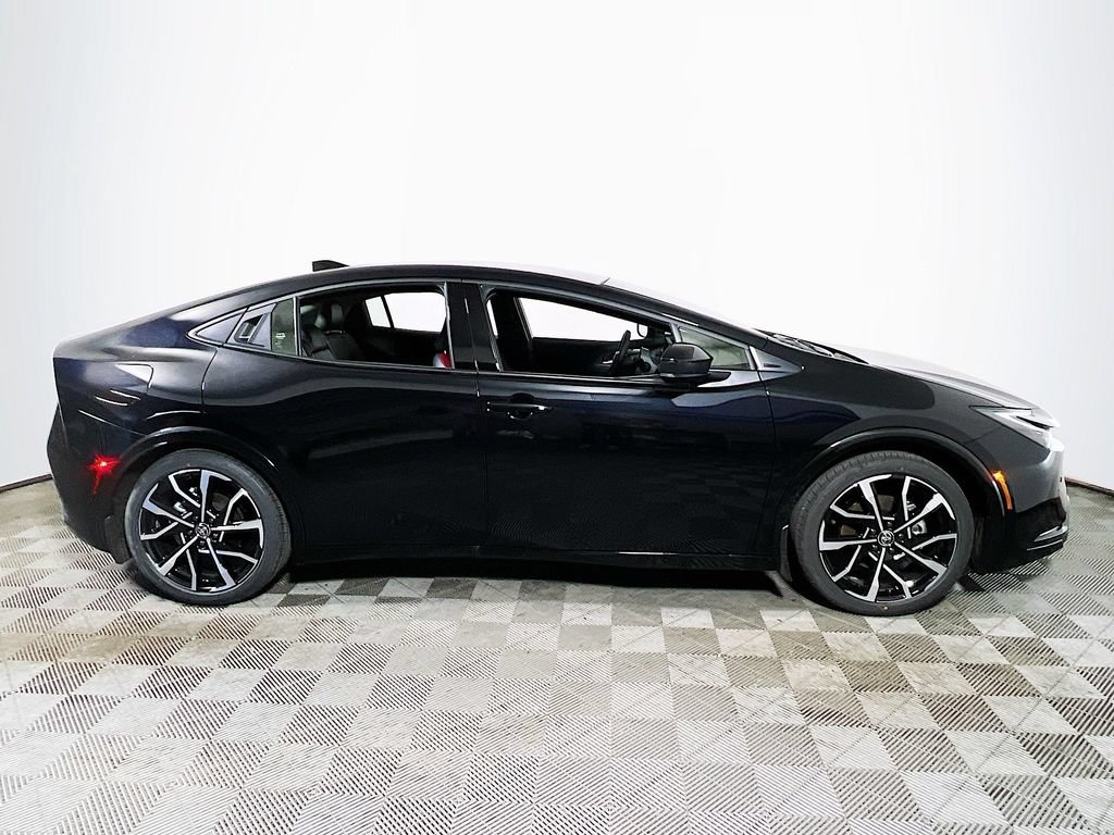Certified 2024 Toyota Prius Prime FWD image 8