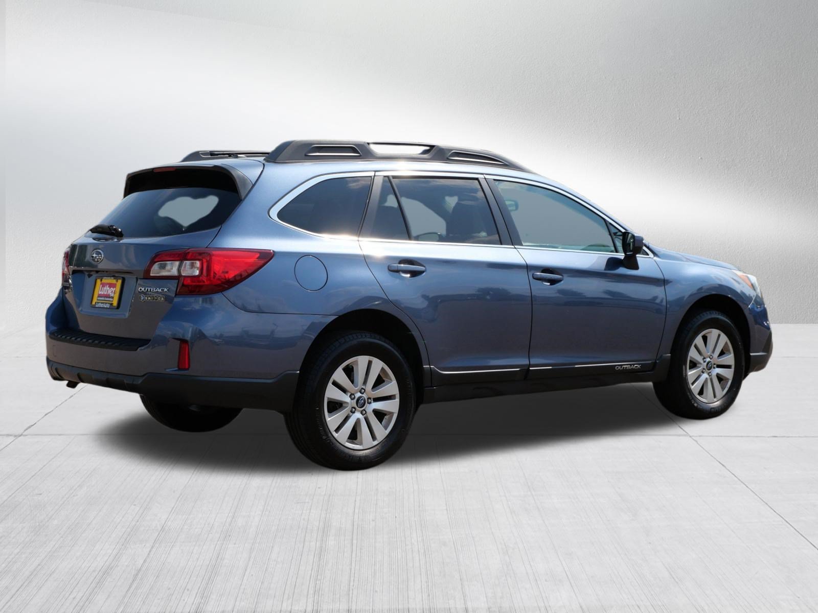 Used 2015 Subaru Outback 2.5i Premium AWD/4WD image 7