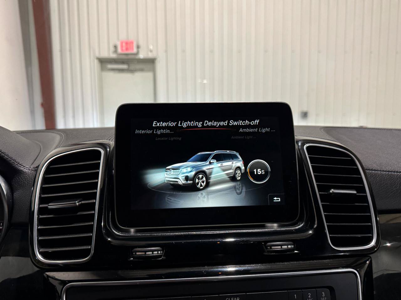 Used 2018 Mercedes-Benz GLS 450 4MATIC image 41