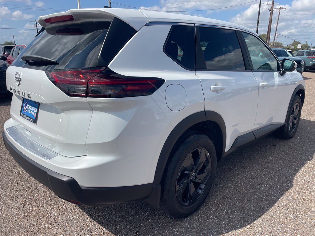 Certified 2026 Nissan Rogue SV w/ Cold Weather Package FWD image 3