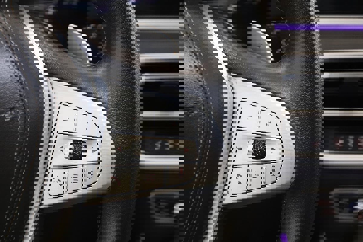 Used 2022 BMW X7 xDrive40i w/ Premium Package image 42