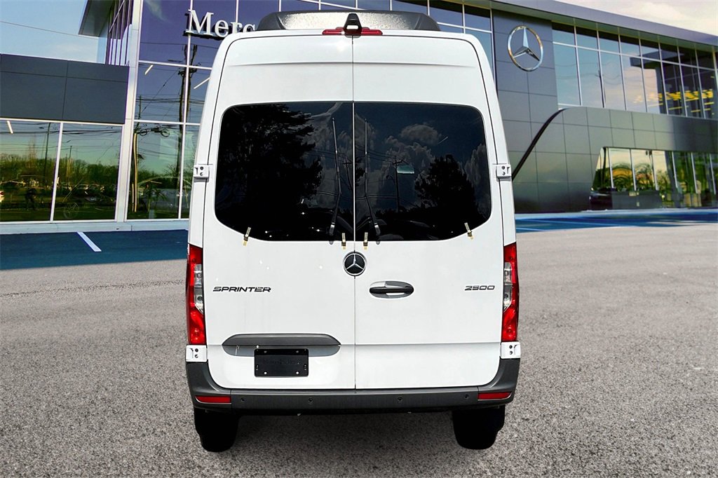 New 2025 Mercedes-Benz Sprinter 2500 image 4