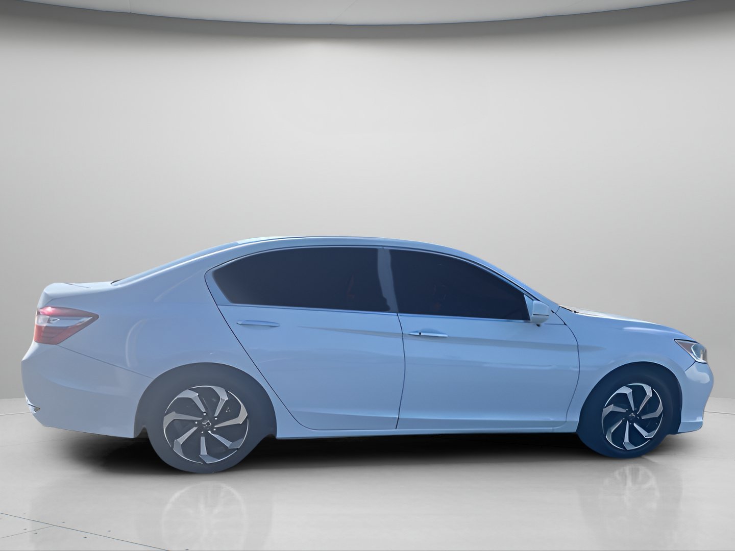 Used 2017 Honda Accord EX-L image 9