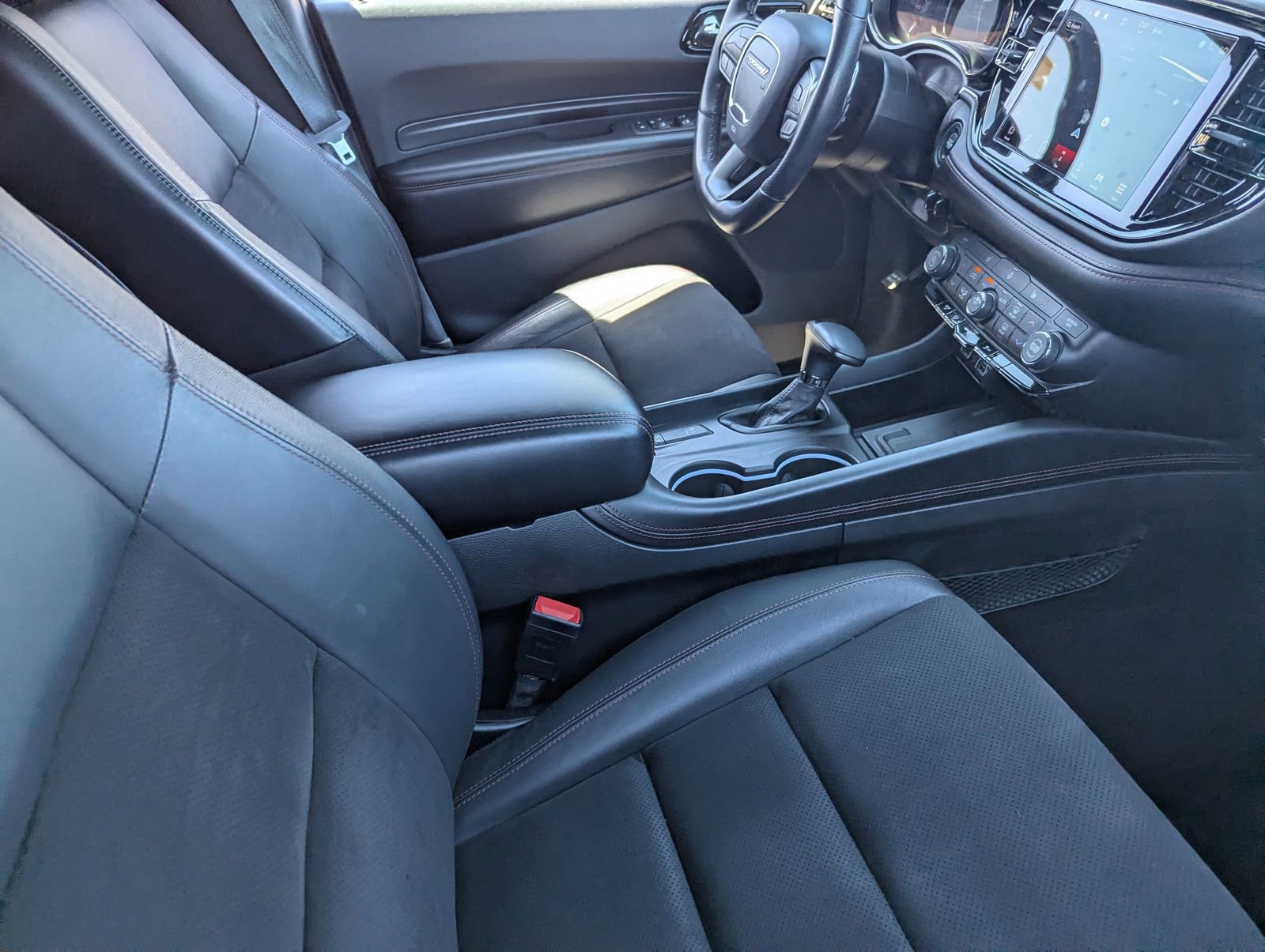 Used 2022 Dodge Durango R/T w/ Blacktop Package AWD/4WD image 11
