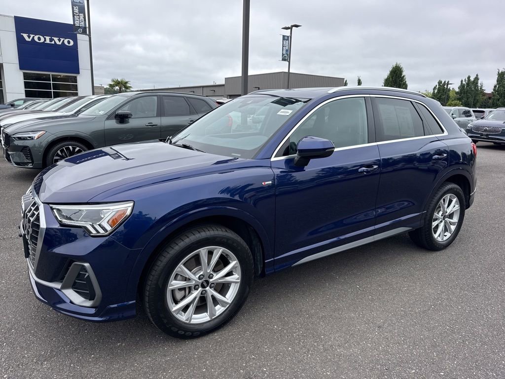 Used 2025 Audi Q3 2.0T Premium