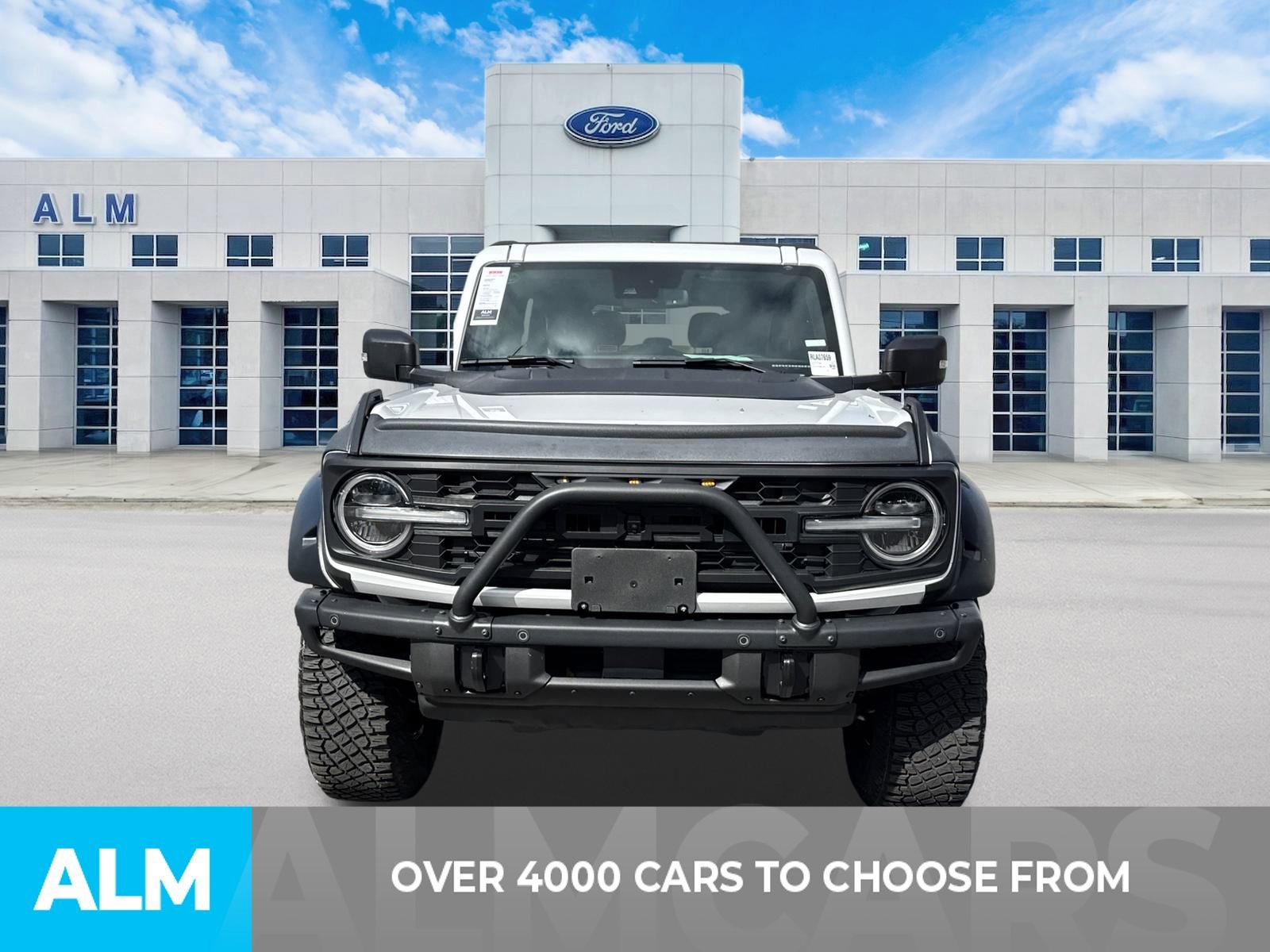 Used 2024 Ford Bronco Badlands w/ Sasquatch Package AWD/4WD image 2