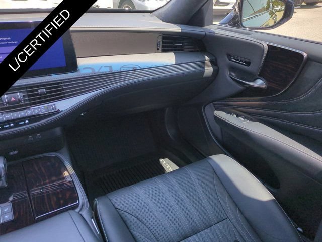 Certified 2023 Lexus LS 500 w/ Interior Upgrade Package RWD image 16