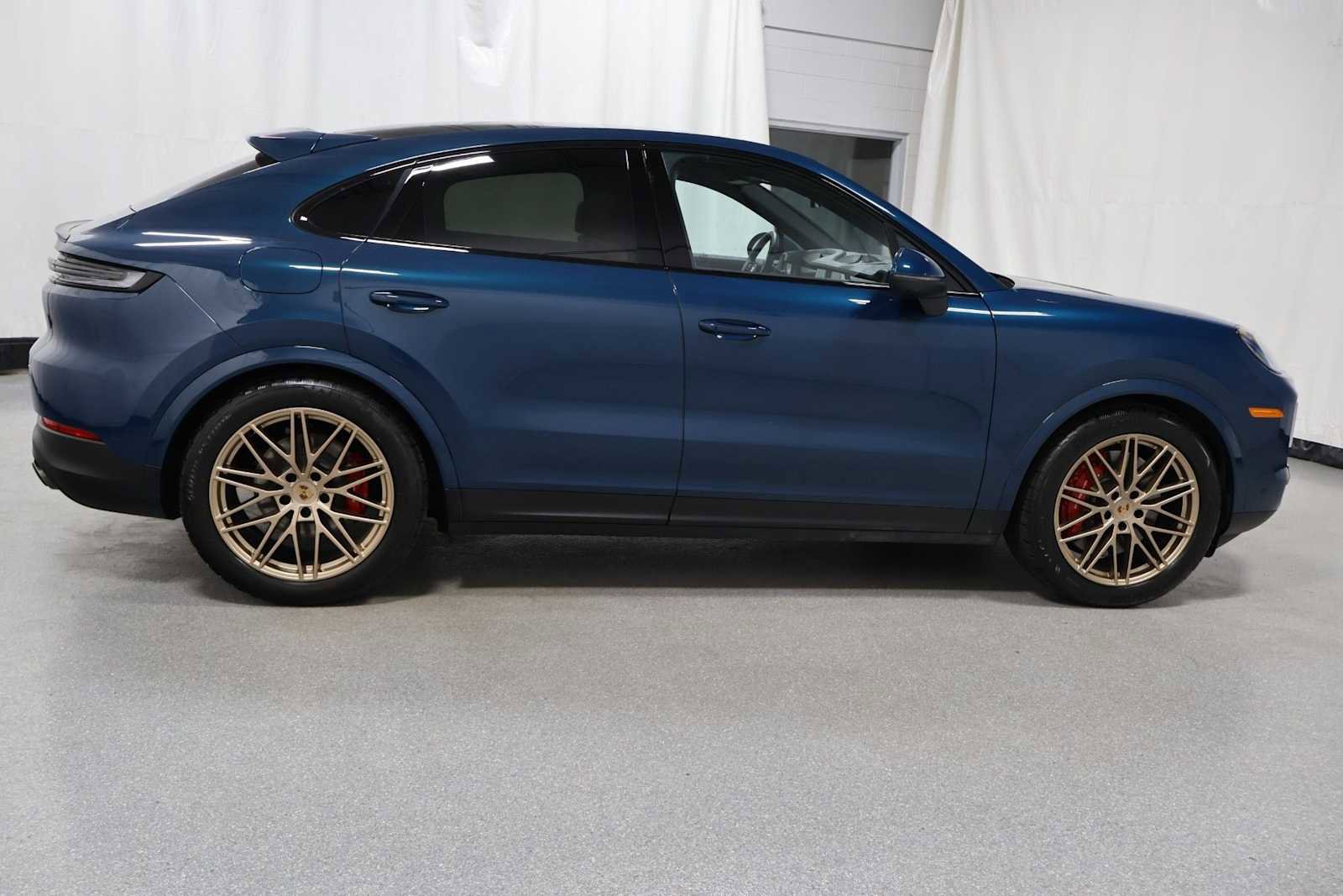 Certified 2026 Porsche Cayenne S AWD/4WD image 10