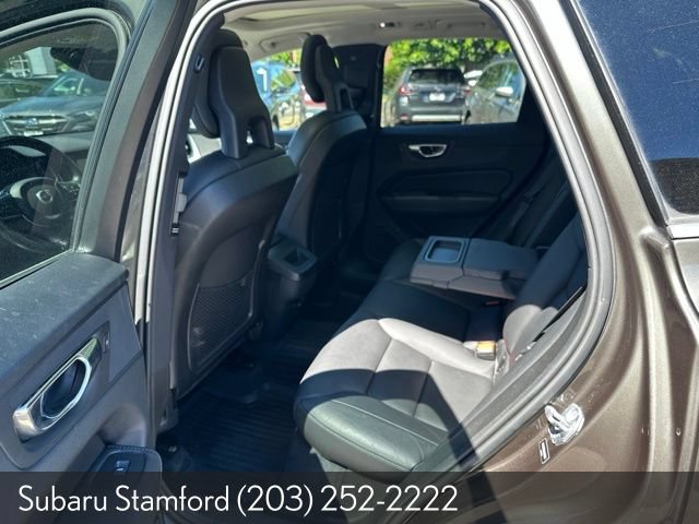 Used 2018 Volvo XC60 T6 Momentum w/ Vision Package AWD/4WD image 23
