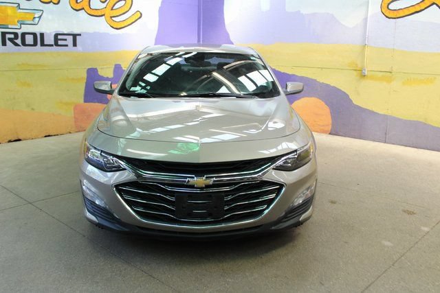 Used 2023 Chevrolet Malibu LT FWD image 3
