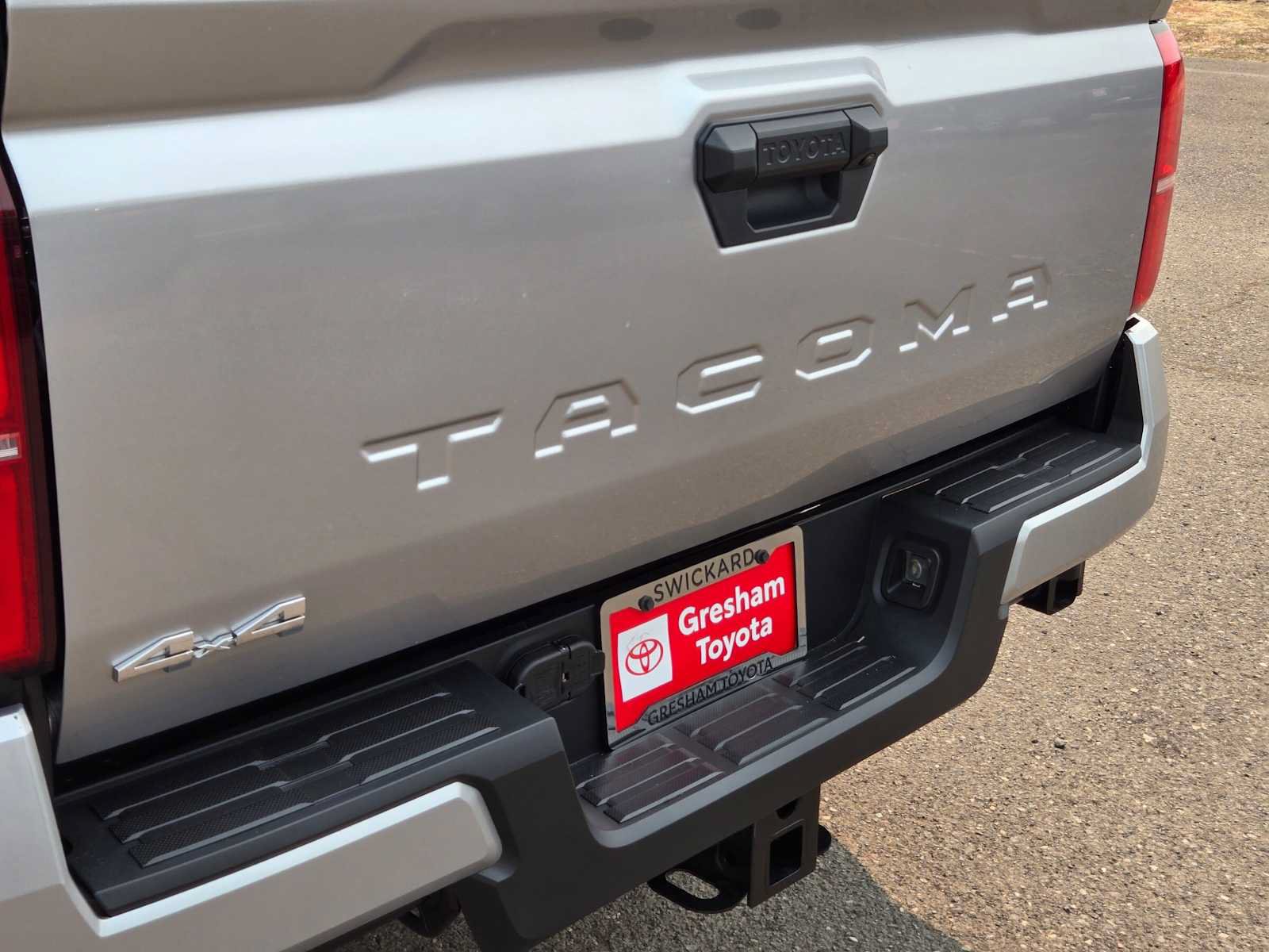 Certified 2026 Toyota Tacoma SR5 AWD/4WD image 14