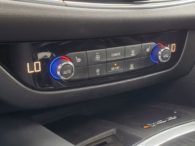 Used 2023 Buick Enclave Essence w/ Experience Buick Package image 24