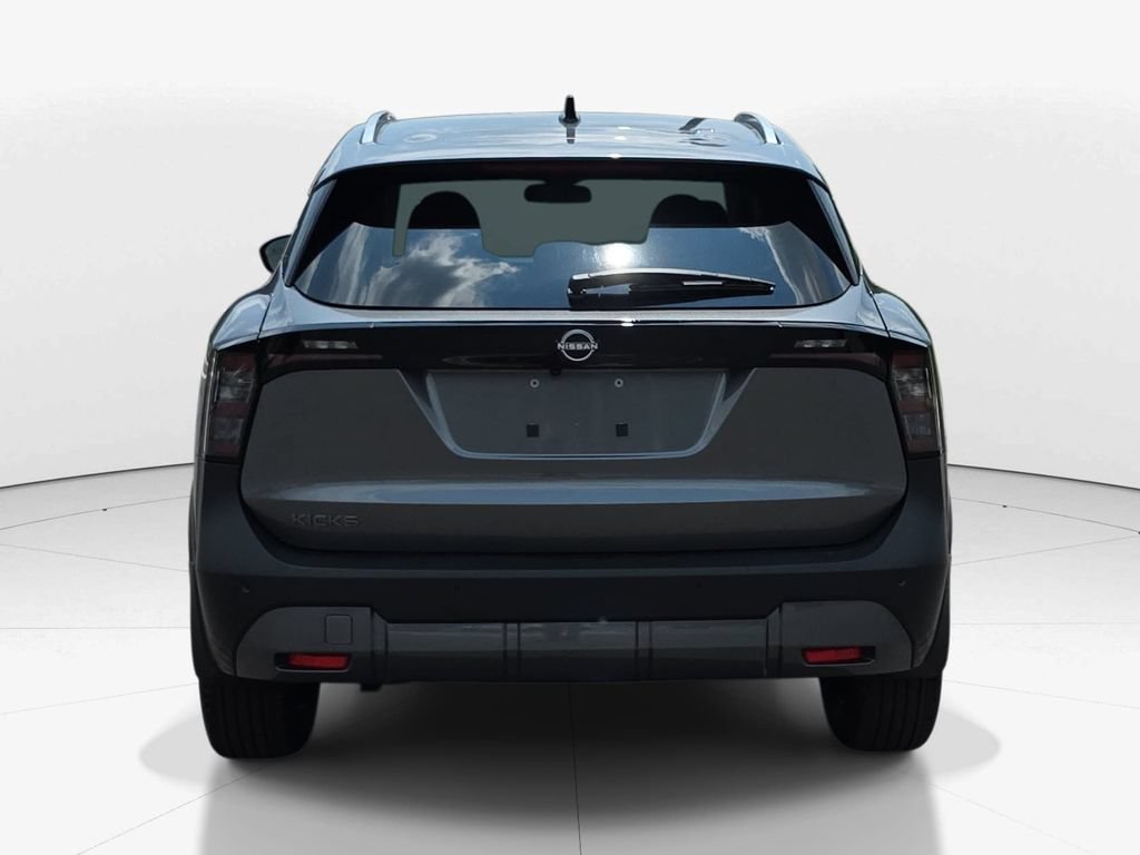 New 2026 Nissan Kicks SV w/ SV Premium Package FWD image 7