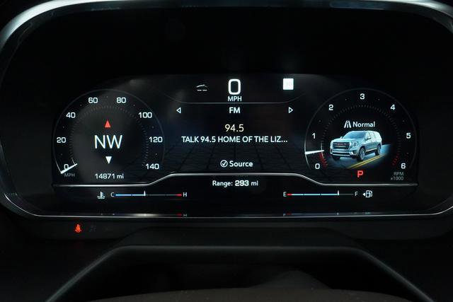 Used 2024 GMC Yukon SLT w/ SLT Premium Package image 19