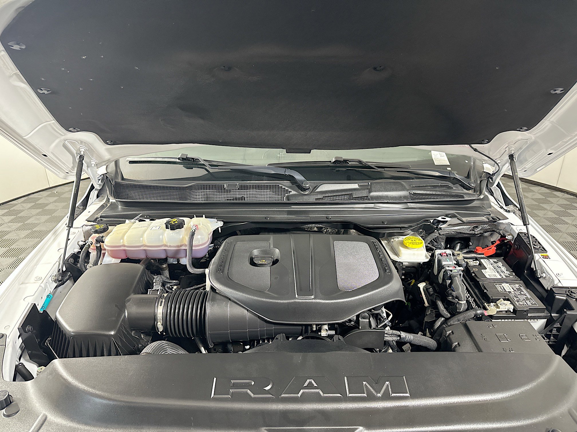 Used 2025 RAM 1500 Big Horn image 34