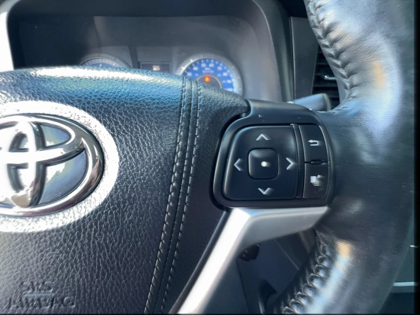 Used 2015 Toyota Sienna Limited FWD image 20