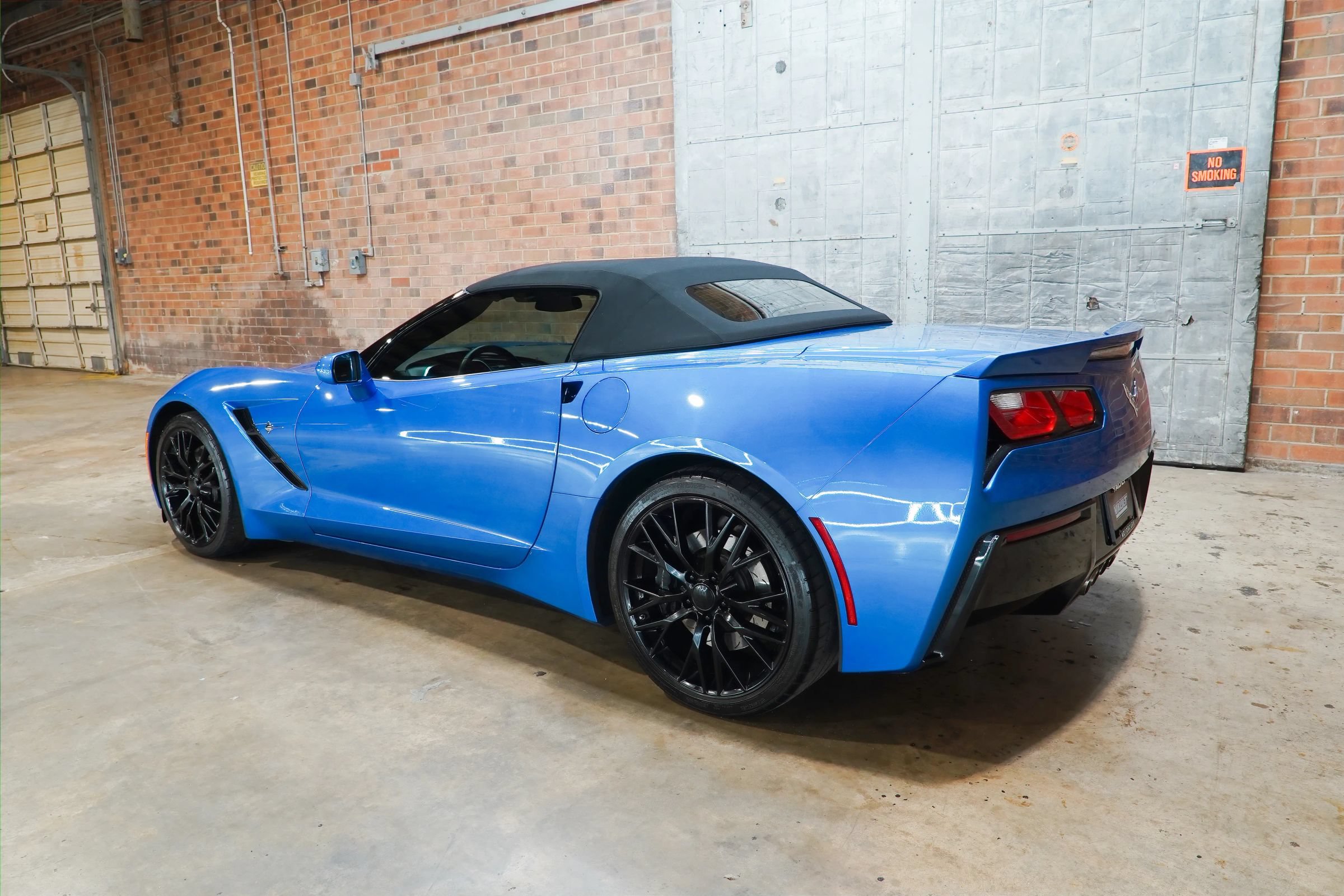 Used 2014 Chevrolet Corvette Stingray Convertible w/ 3LT Preferred Equipment Group RWD image 12