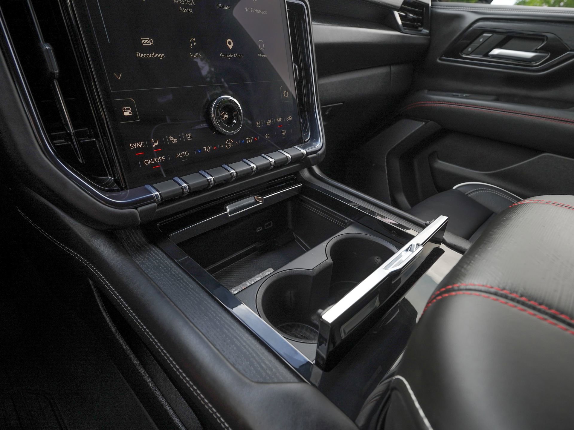 Used 2026 GMC Yukon AT4 Ultimate AWD/4WD image 25