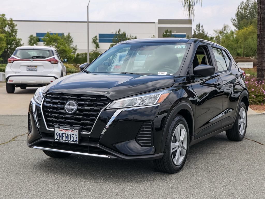Used 2024 Nissan Kicks S FWD image 8