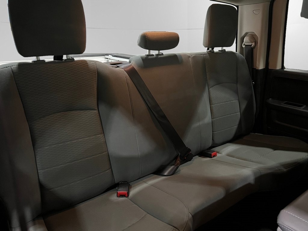 Used 2019 RAM 1500 Express image 19