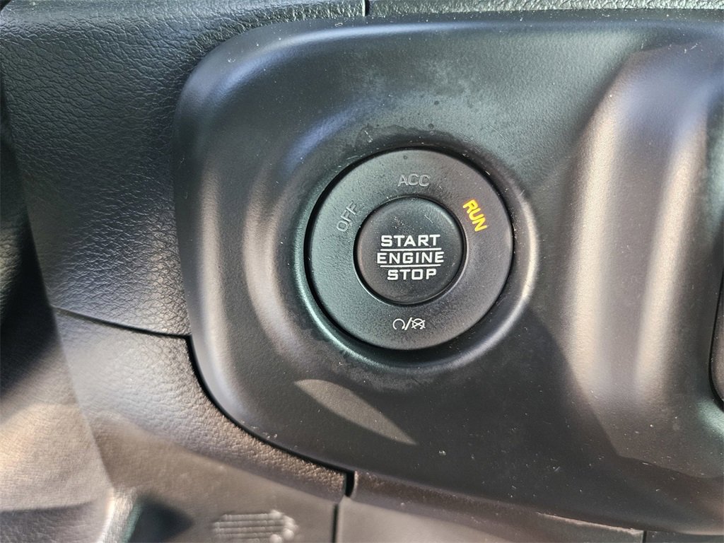 Used 2021 Jeep Gladiator Mojave image 16