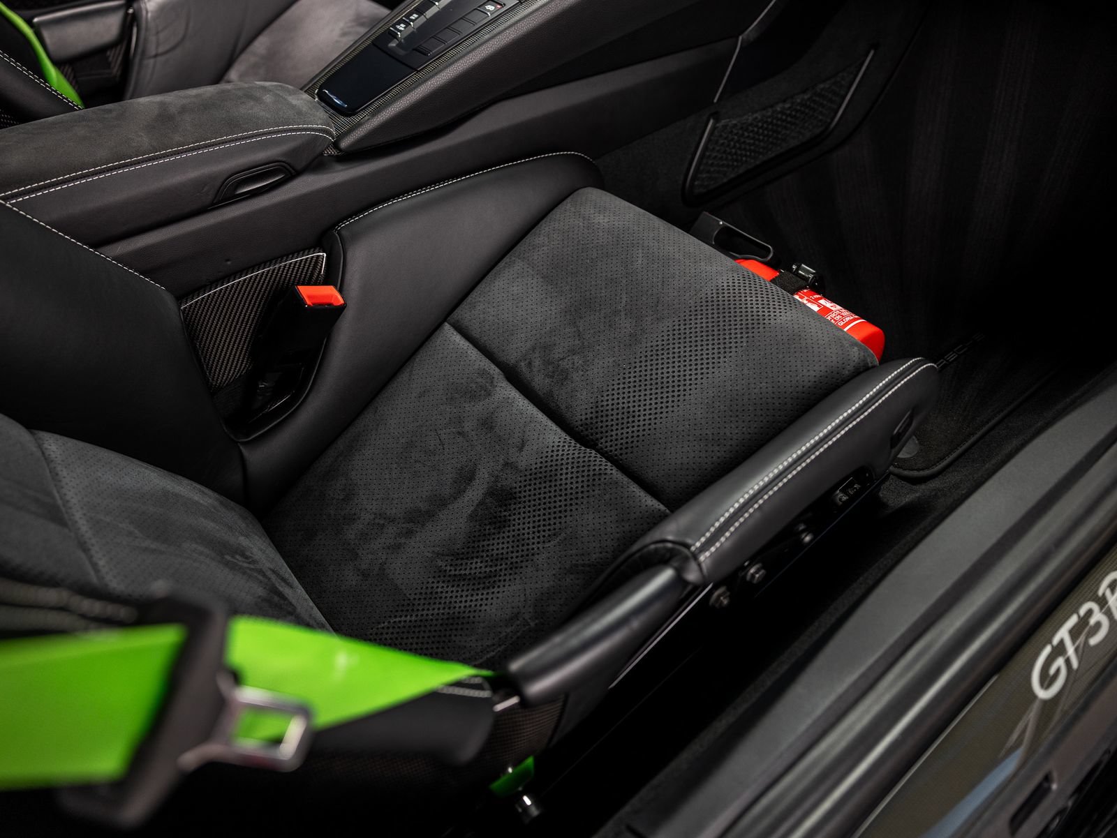 Certified 2019 Porsche 911 GT3 RS RWD image 47