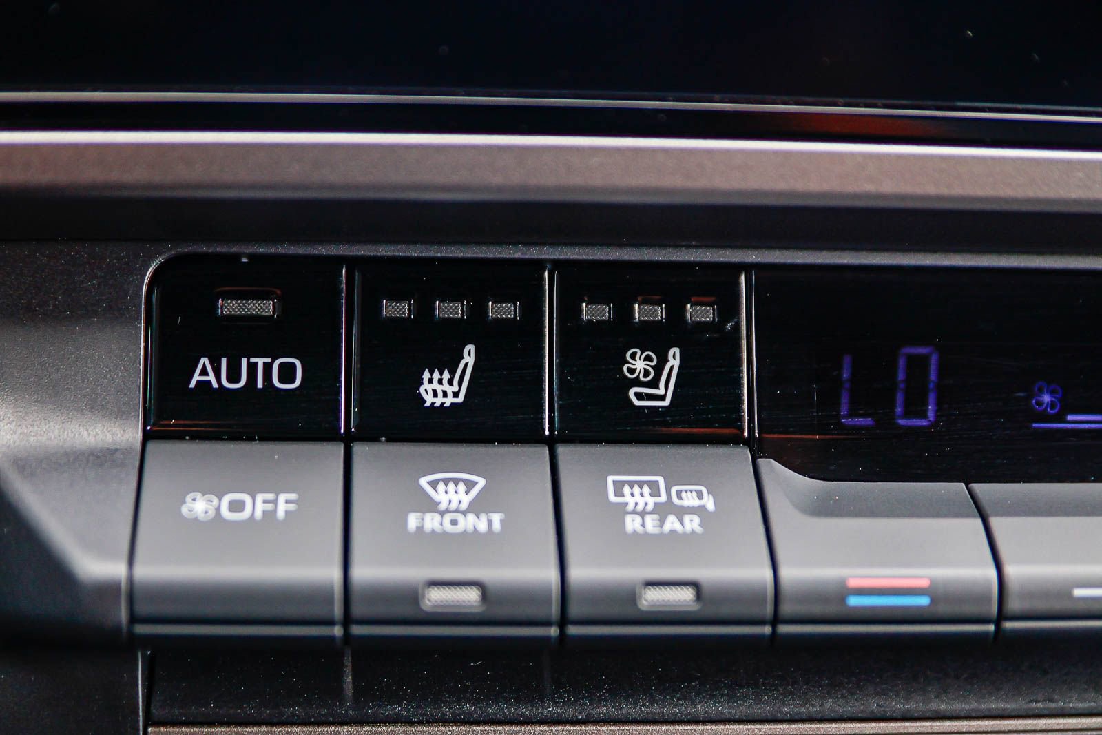 Used 2025 Toyota Camry XSE w/ Premium Package FWD image 27