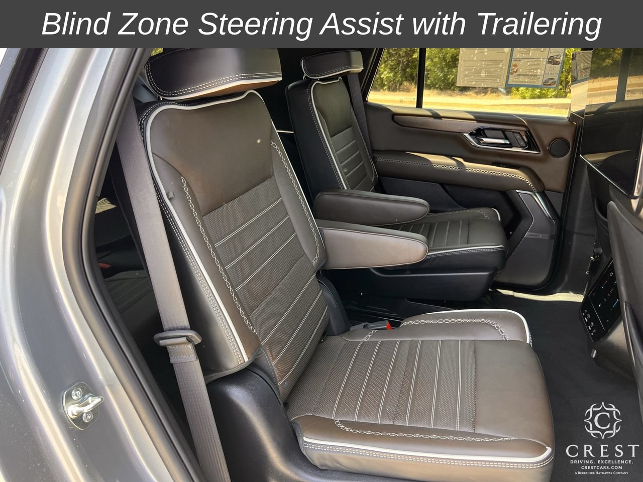 Used 2025 GMC Yukon Denali Ultimate AWD/4WD image 29