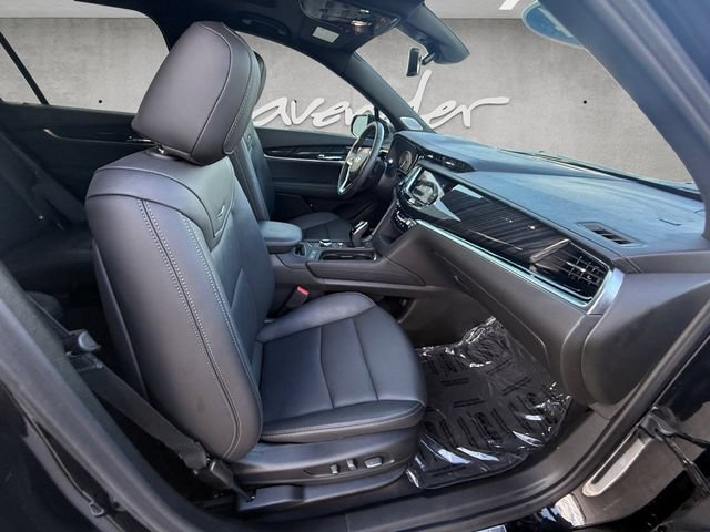 Certified 2024 Cadillac XT6 Premium Luxury w/ Technology Package FWD image 24